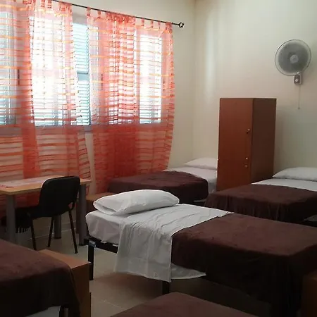 Xrobb L Ghagin Hostel *