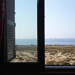 Xrobb L Ghagin Hostel Marsaxlokk