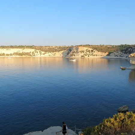 Xrobb L Ghagin Хостел *